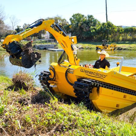 Amphi-King Excavator attachment